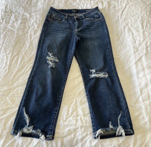 Judy Blue | SZ 5 / 27 | Blue Tamara Mid Rise Distressed Cropped Fit Jeans Blue - Picture 1 of 9