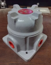 EGS CURLEE MWD-42-553-100 OUTLET BOX FOR HAZARDOUS LOCATIONS NEW NO BOX