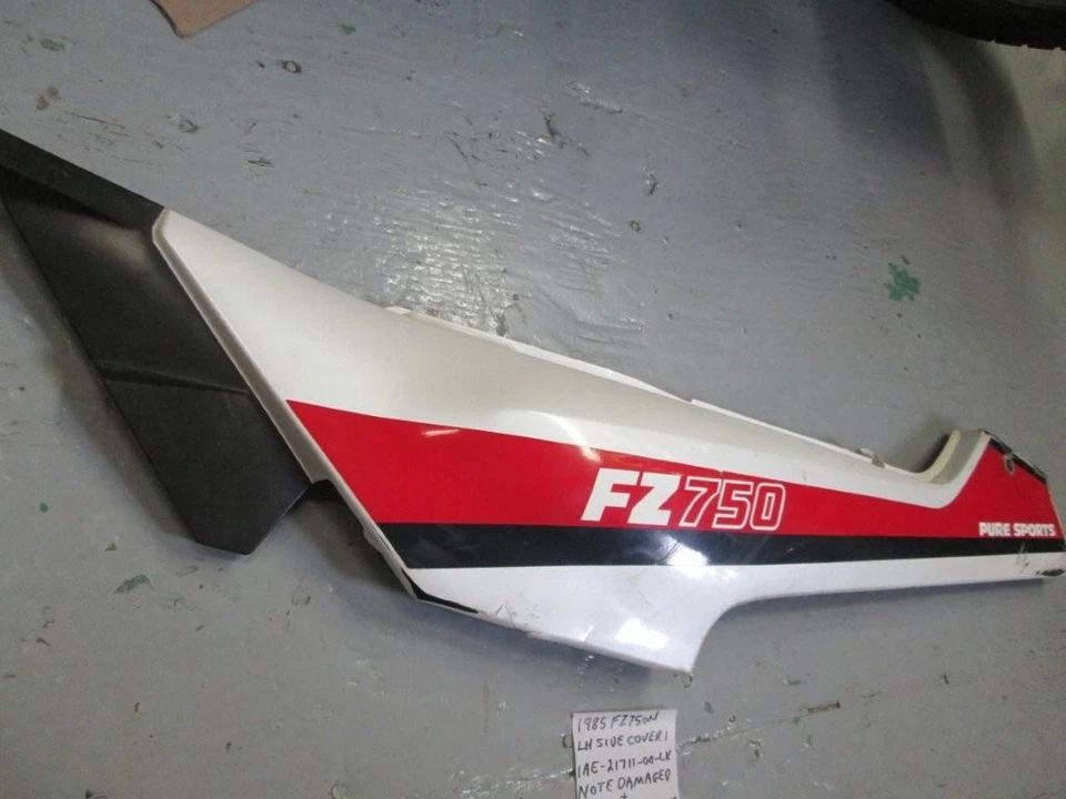 Panel lateral izquierdo Yamaha FZ750N Foto 4 de 4