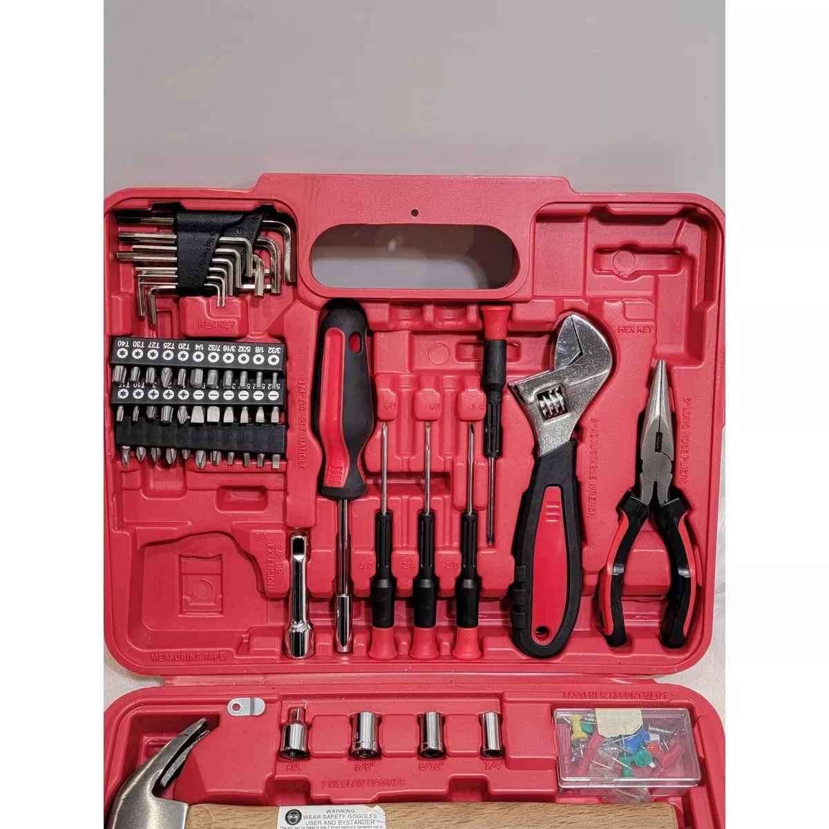 Hyper tough outlet tool set