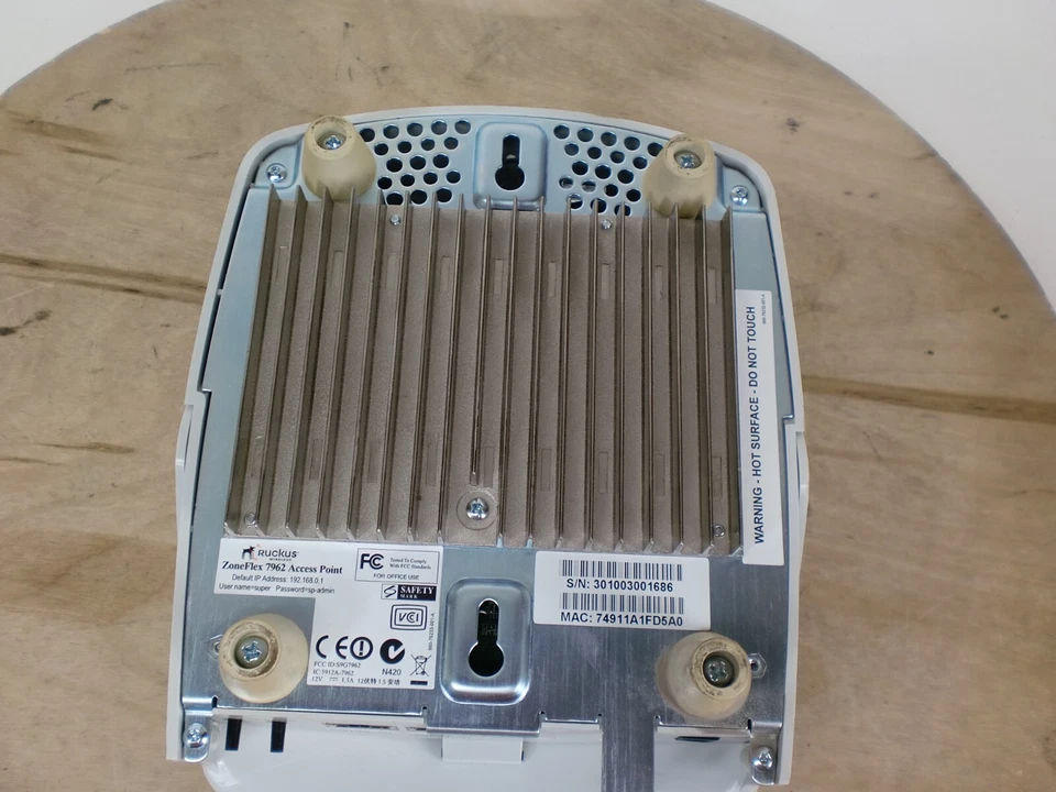 Ruckus ZoneFlex 7962 Dual Band Access Point 300Mbps - Image 3 of 4