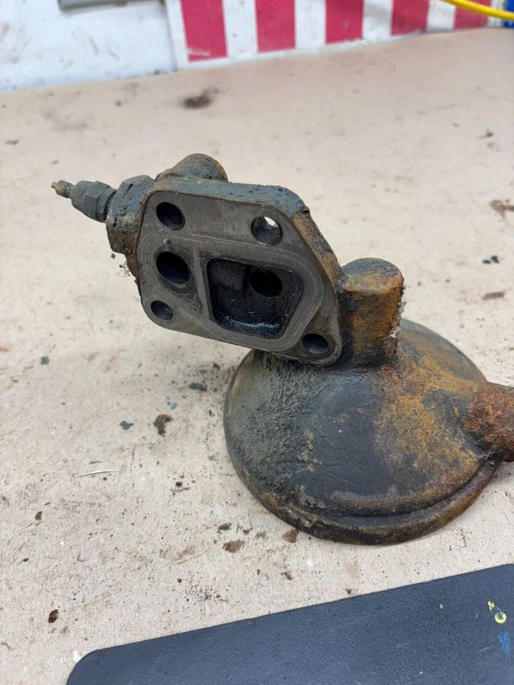 1949 1950 1951 Oldsmobile 88 98 303 394 OIL FILTER ADAPTER CANNISTER MOUNT 52 53 - Image 4 of 4