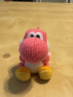 Nintendo ambiibo Yoshi's Woolly World Pink Yarn Yoshi Toy