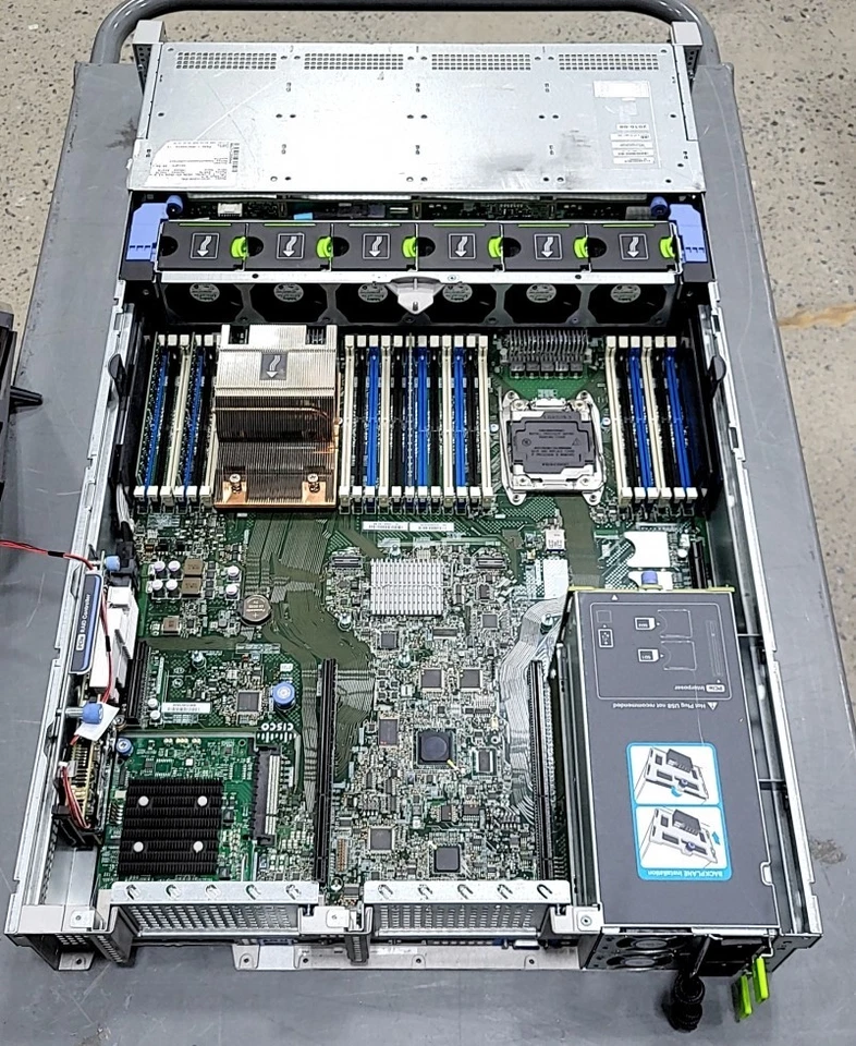 CISCO SYSTEMS UCS C240 M4 UCSC-C240-M4L 12x3.5" Server E5-2620 V3 24GB SEE NOTES - Image 3 of 4