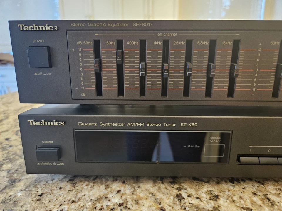 Ecualizador gráfico estéreo Technics SH-8017 + Sintonizador AM/FM de cuarzo ST-K50 - Probado Foto 2 de 4