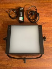 TheLight Velvet 1x1 Bi-Colour LED Light Panel for video production, with bag