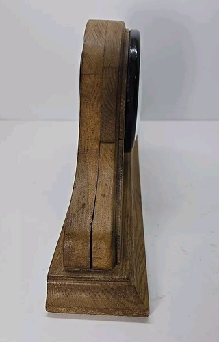 Times Square Quartz Mantel clock centerpiece finished oak MVMT USA PRE-OWNED - Picture 5 of 7