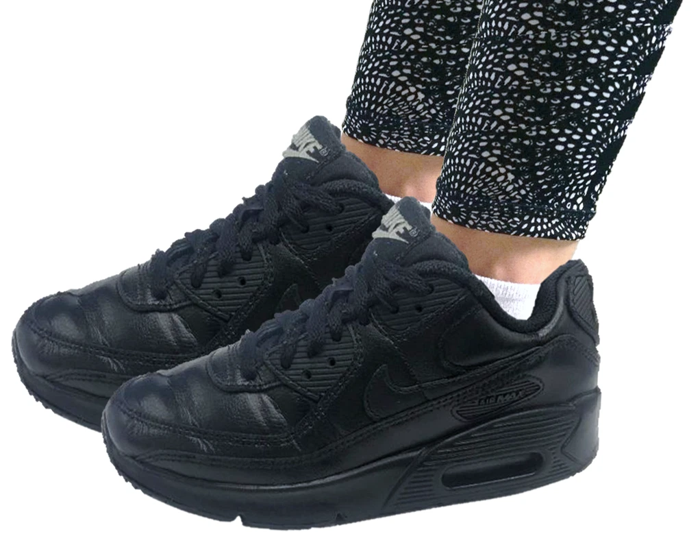 Air black sports best sale shoes