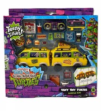 Teeny Tinies Tales of the Teenage Mutant Ninja Turtles Bodega Run Playset