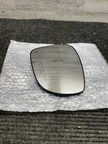 TRQ MGA16724 Power Side View Mirror Glass For Chrysler Pacifica 17-24 Passenger