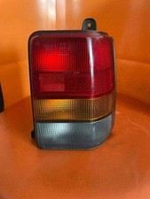 Feu arrière Mazda 323