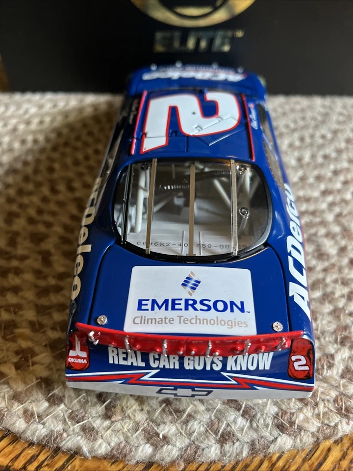 Clint Bowyer 1/24 #2 AC Delco 2006 Monte Carlo Elite Foto 4 de 4