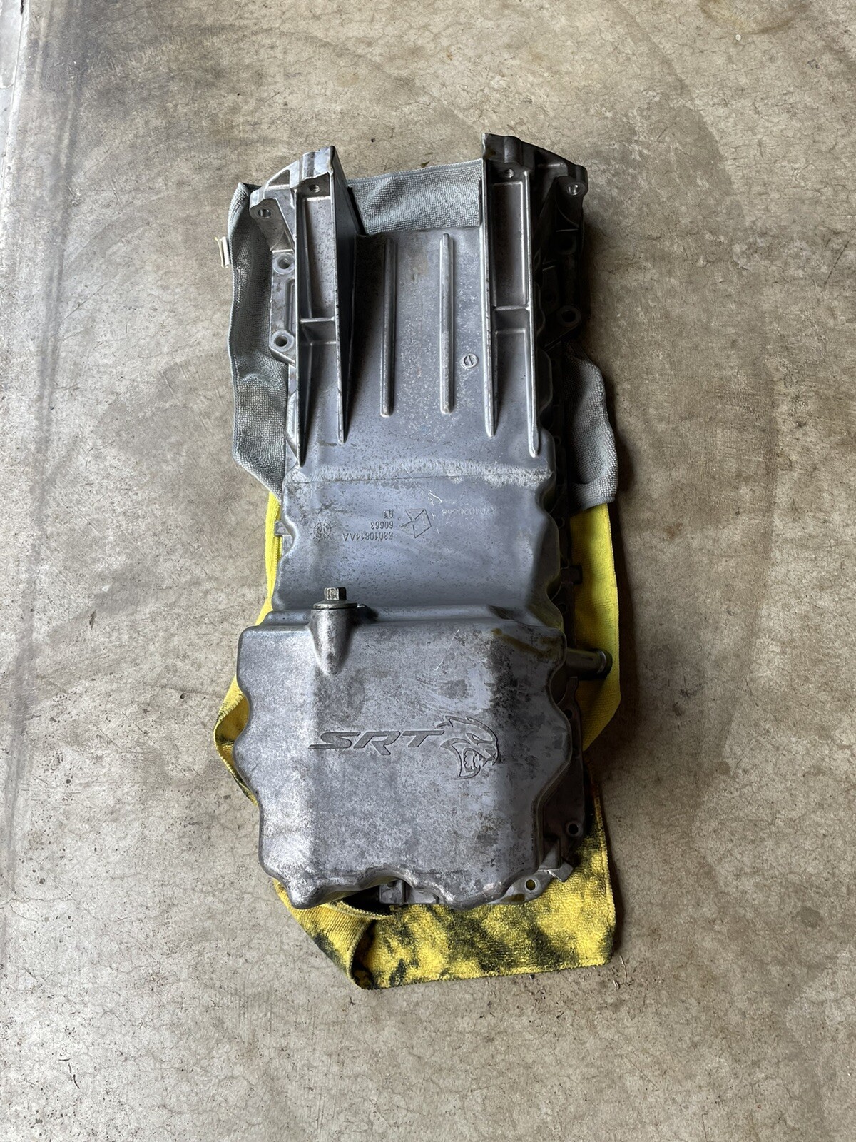 DODGE CHARGER/CHALLENGER HELLCAT OIL PAN eBay
