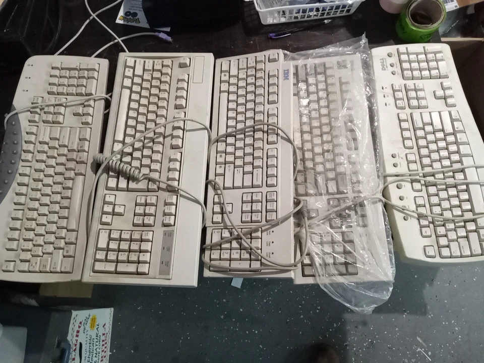 11 teclados vintage Ibm, Dell Quietkey, Gateway, Microsoft, Acer sin probar Foto 3 de 4