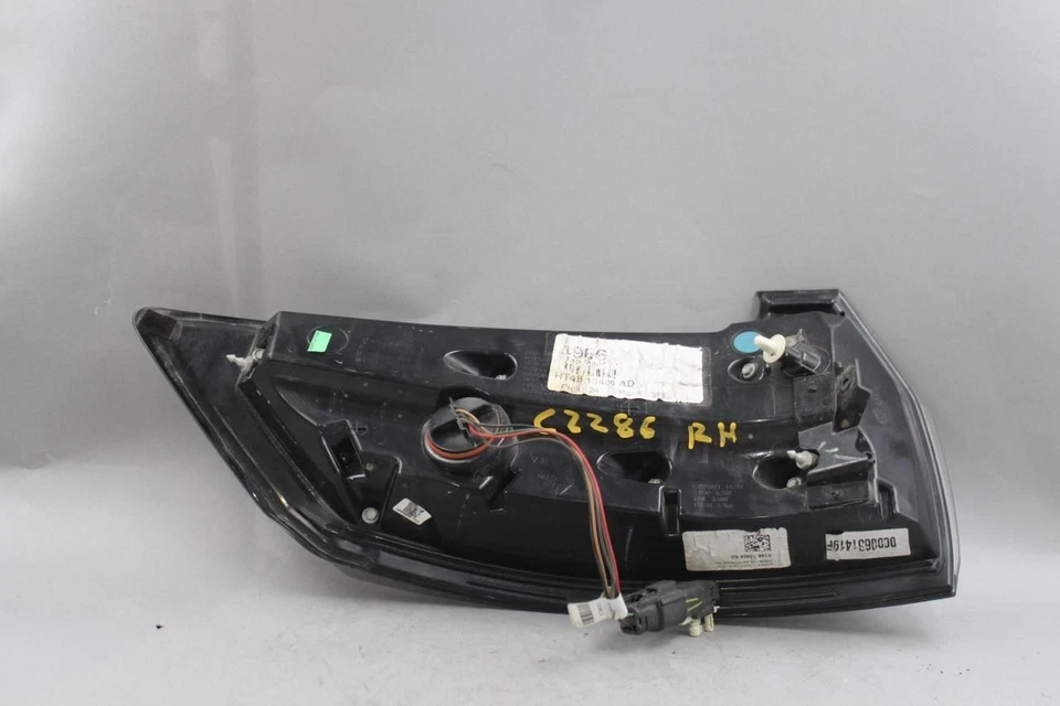 Right Passenger Tail Light SE Quarter Mounted Fits 2015-2018 FORD EDGE OEM 40949 - Image 4 of 4