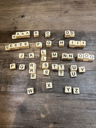 Bananagrams Crossword Family Fun Game Bananagram Word Play - Complete Set!! - Picture 5 of 7