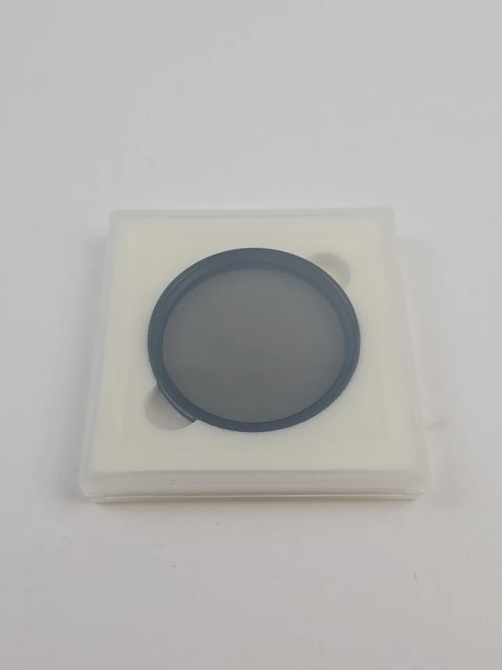 Sunpak - Circle 58mm Polarizer Lens Filter - Cracked - Image 3 of 4