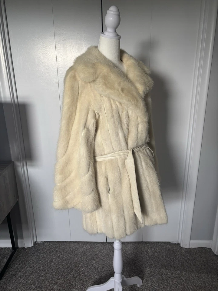 Vintage Mink Coat White Platinum Leather Belted/Lined Women Size S - Image 2 of 4