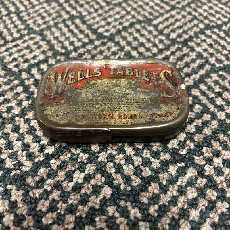 1940 Wells Tablets Medicine Tin 3" X 2"
