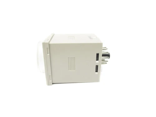 OMRON H3CR-A 100-240VAC 5A 0-1.2MIN NSNP