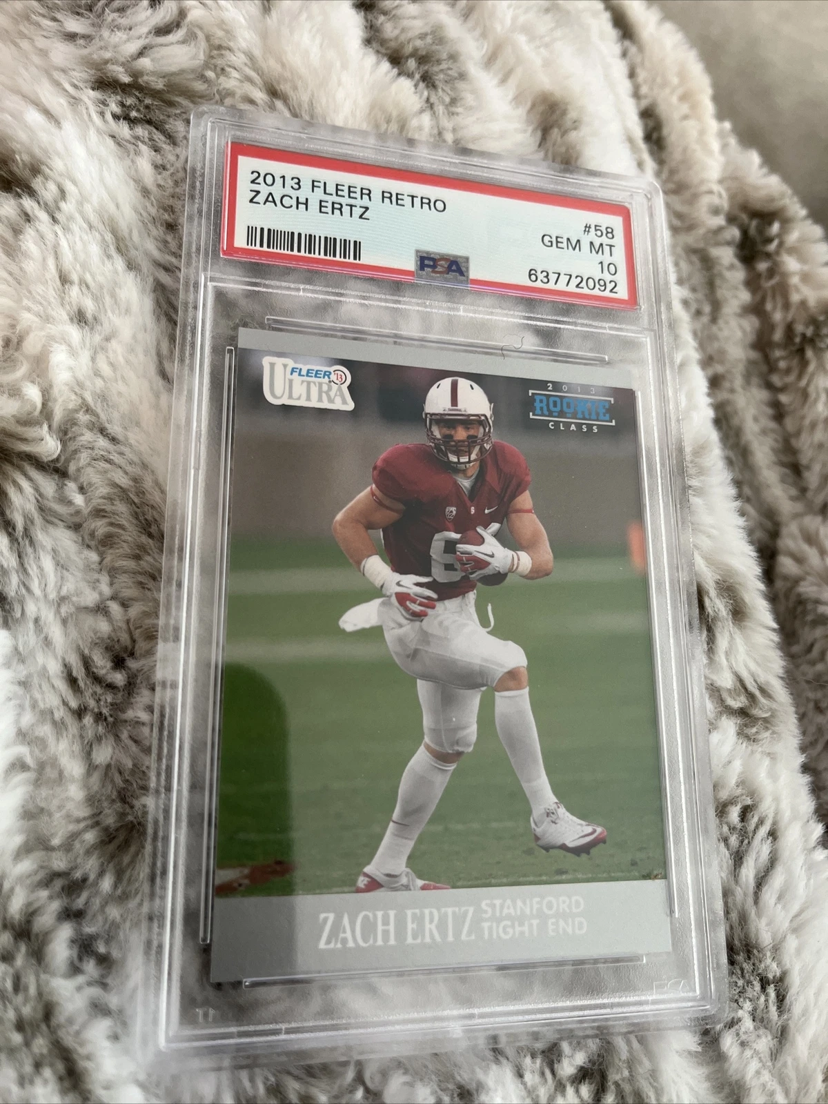 Zach Ertz Fleer Retro #58 Base