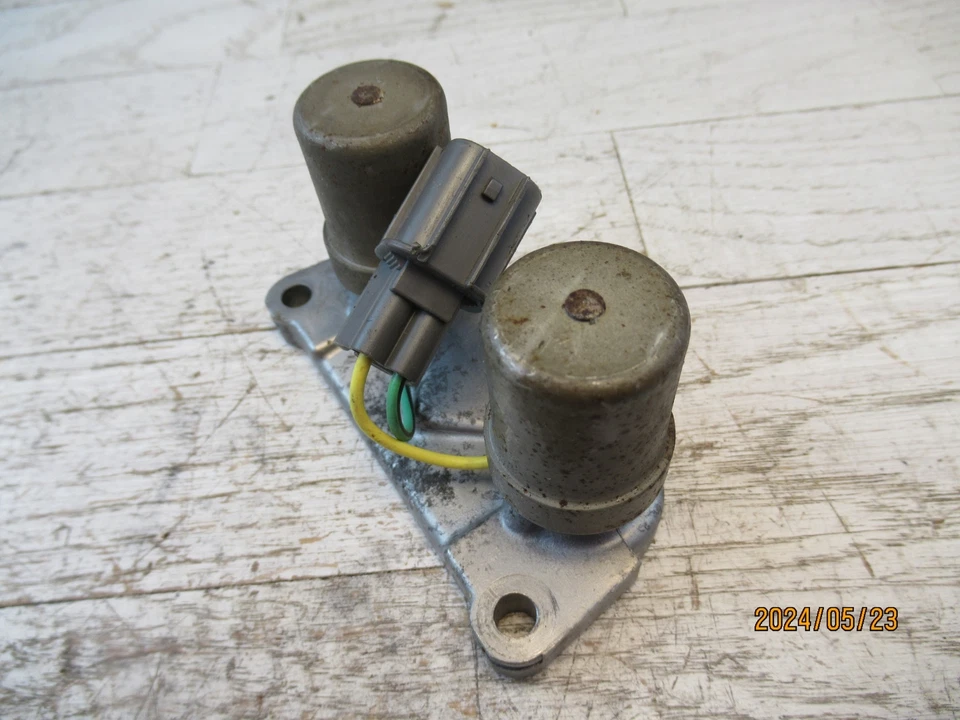 Honda Civic Transmission Torque Converter Clutch Control Lock-Up Solenoid Upper - Изображение 2 из 4