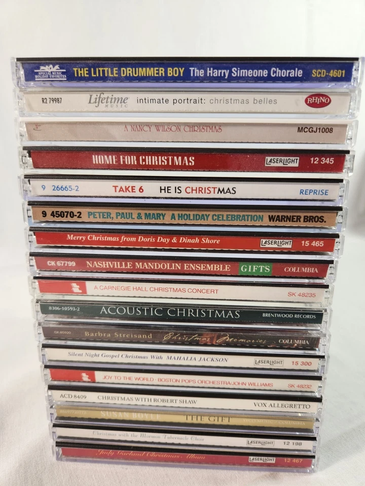 17 used Christmas CD's WHOLESALE LIQUIDATION MUSIC LOT #AA Discs EUC FREE Ship Foto 2 de 4