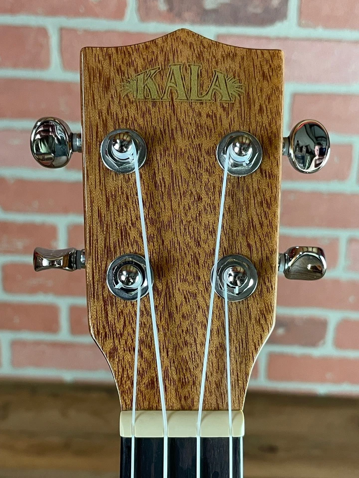 Kala Gloss Mahogany Concert Ukulele w/ EQ - Image 4 of 4