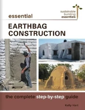Kelly Hart Essential Earthbag Construction (Paperback)