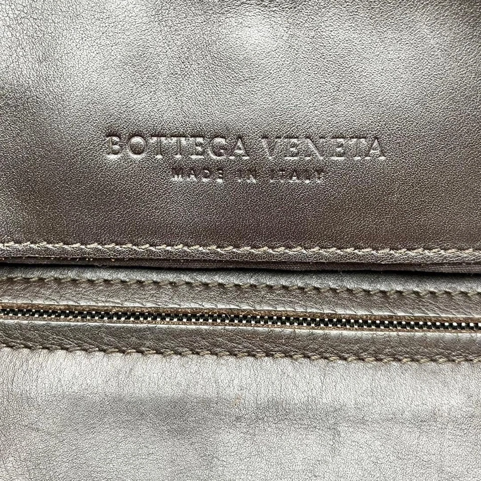 Bolso Bandolera BOTTEGA VENETA Intrecciato Sacoche Cuero Marrón Oscuro Foto 4 de 4