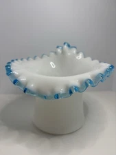 1940’s Fenton  Aqua Crest Jack In The Pulpit Squatty Hat Vase