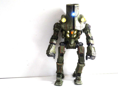 Pacific Rim Jaeger Cherno Alpha NECA 2013 Vintage 18Zoll ca.45cm Figur mit Licht