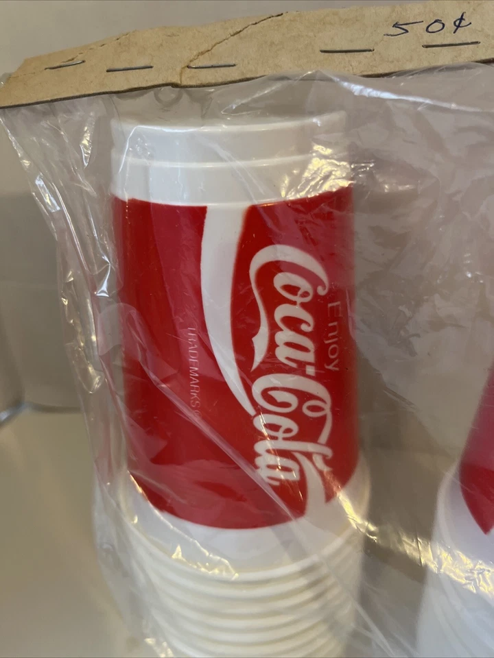 Lot of 20 Rare Vintage Enjoy Coca-Cola Enjoy Coke plastic Cups NOS New Old Stock - Image 3 of 4