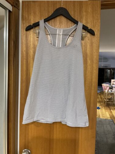 Lorna Jane Ladies Activewear Top White And Grey Striped XL - Picture 1 of 5