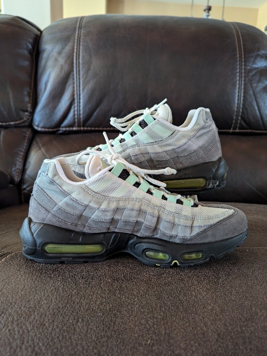 Men's Nike Air Max 95 Fresh Mint Sneakers Size 8.5 CD7495