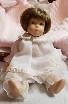 Porcelain Girl Doll 6'' Brown Hair Blue Eyes White Lace Outfit Bow in Hair Unbran
