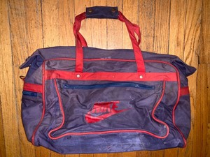 nike swoosh duffel bag