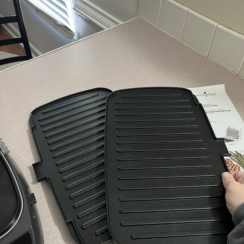 Pampered Chef Deluxe Electric Grill & Griddle - Picture 8 of 15