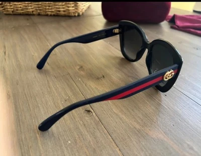 Brand New Gucci Sunglasses Never Worn with Case and Cloth - Image 1 of 4