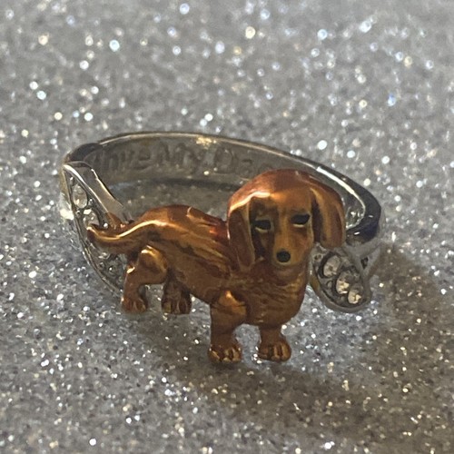 Women’s fashion Dog Ring engraved with “Love my dachsund” size 10