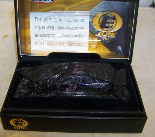 1:64 2004 ACTION RCCA ELITE #2 MILLER LITE DODGE INTREPID RUSTY WALLACE 1/1500 - Picture 6 of 8