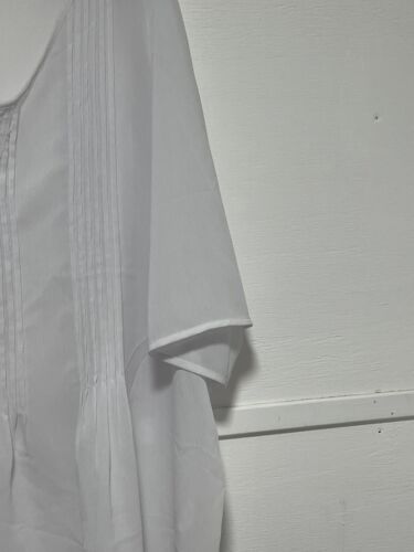 Plus Size 22 White Short Sleeve Regatta Sheer Pleated Polyester Top Blouse - Picture 3 of 8