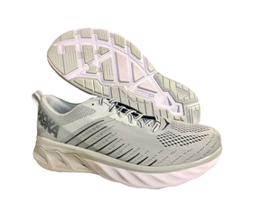 hoka one one corrida
