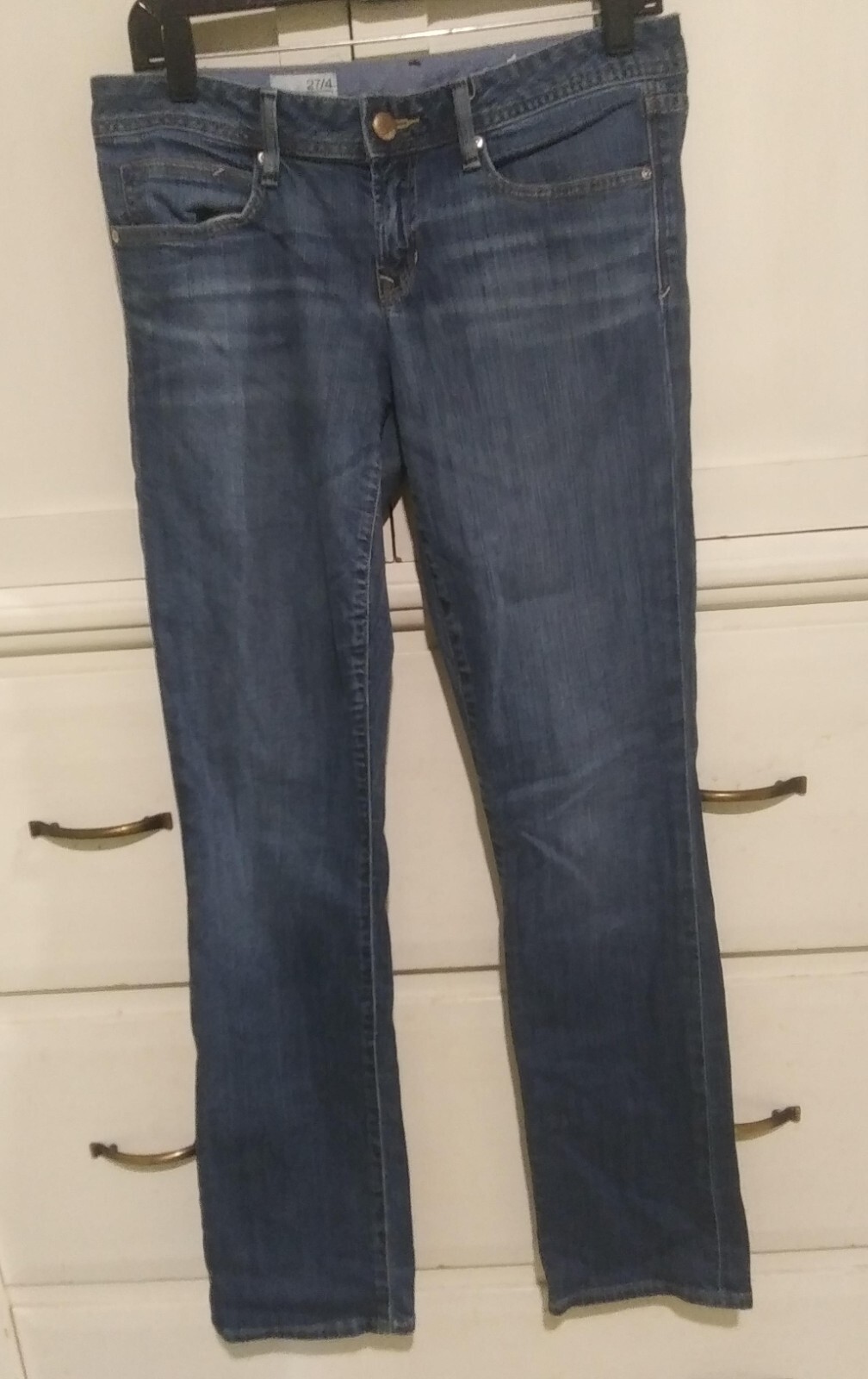 Picture 1 of 10