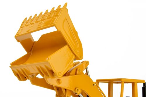 Caterpillar 973 Track Loader - ROPS & MP Bucket - 1/48 - CCM - Diecast - 2019 - Picture 4 of 4