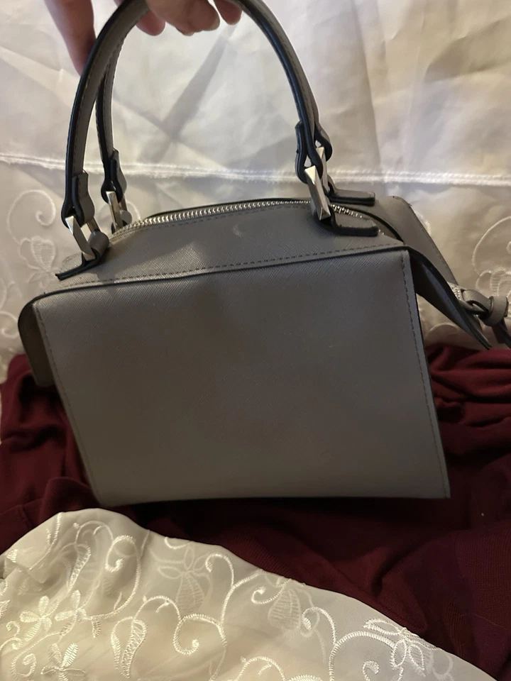 Cartera para mujer Steve Madden gris Foto 4 de 4