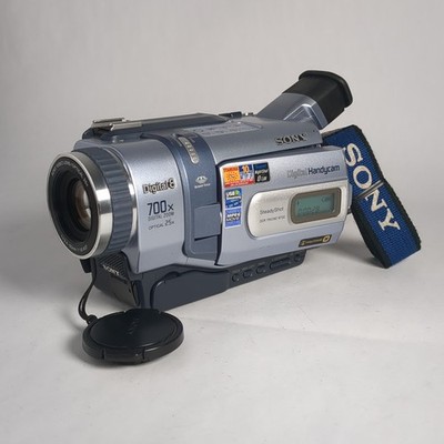 Sony Handycam Camcorder DCR-TRV340 Digital8 Hi8 8mm - Night Vision - TESTED