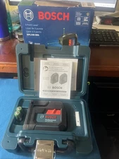 Bosch GPL100-30G Cordless 125' Self Leveling 3 Point Laser *NEW/OPEN*