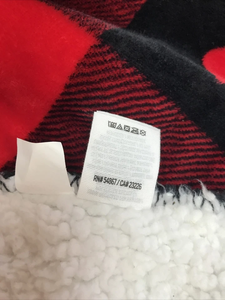 Marca Rosa. Manta a Cuadros Roja y Negra con Logo Perro 50x60 Usada Foto 4 de 4