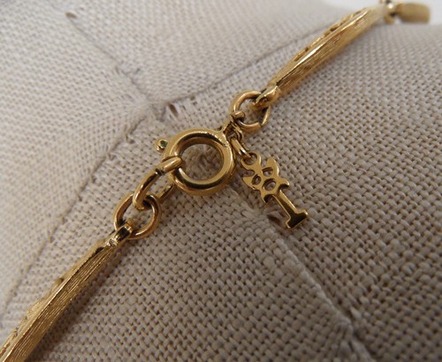 Collana girocollo confetti etruschi tono oro T TRIFARI CROWN 15" L vintage anni 80 - Foto 3 di 7